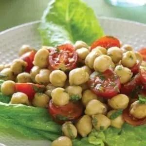 tuscan beans with tomatoes and oregano