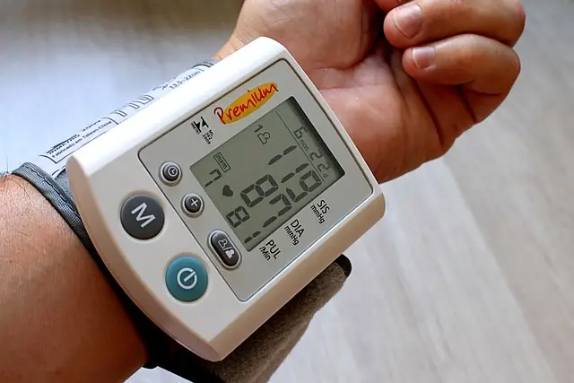 Blood Pressure and the Mediterranean Diet - pressure device